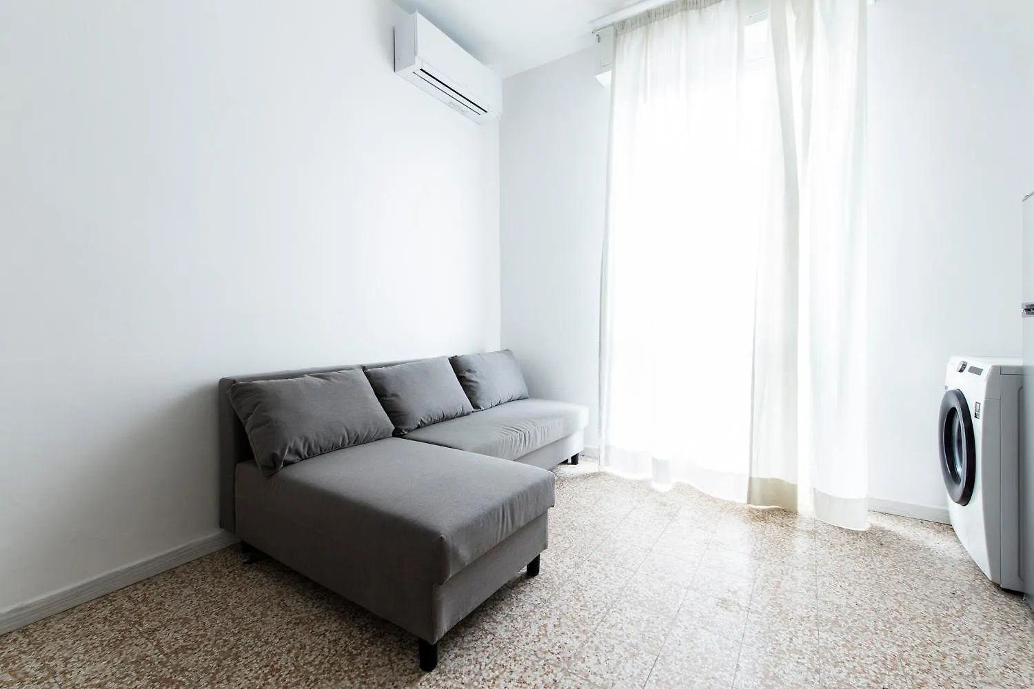 Bilocale Noverasco Ieo 3 Opera Apartment